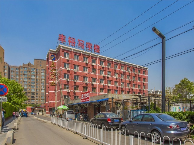 上海高密齿散热器源头直供